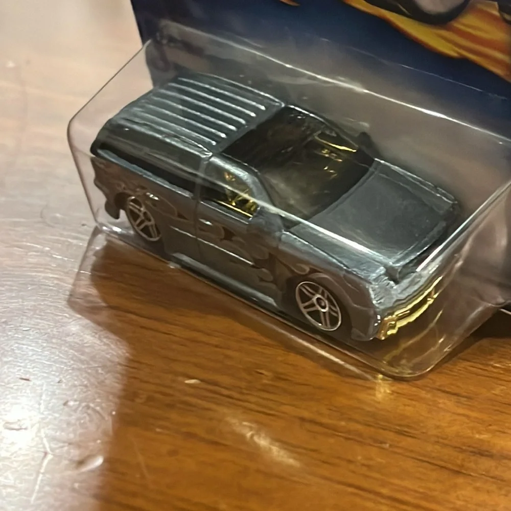 Hot Wheels 2003 First Editions Boom Box 23/42 Collector No. 35 toy truck suv